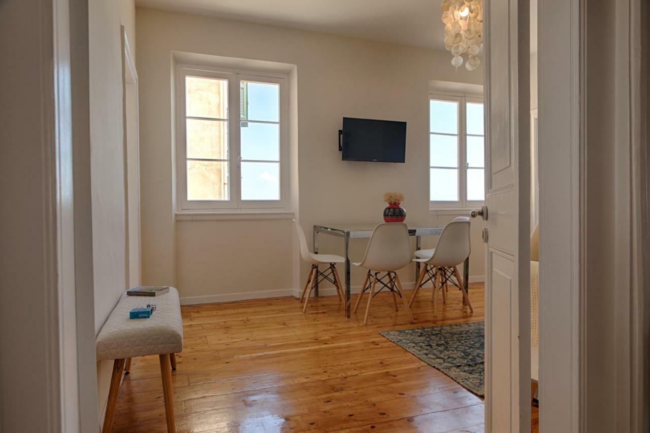 Serene Sea View Apartment In Corfu Old Town 外观 照片